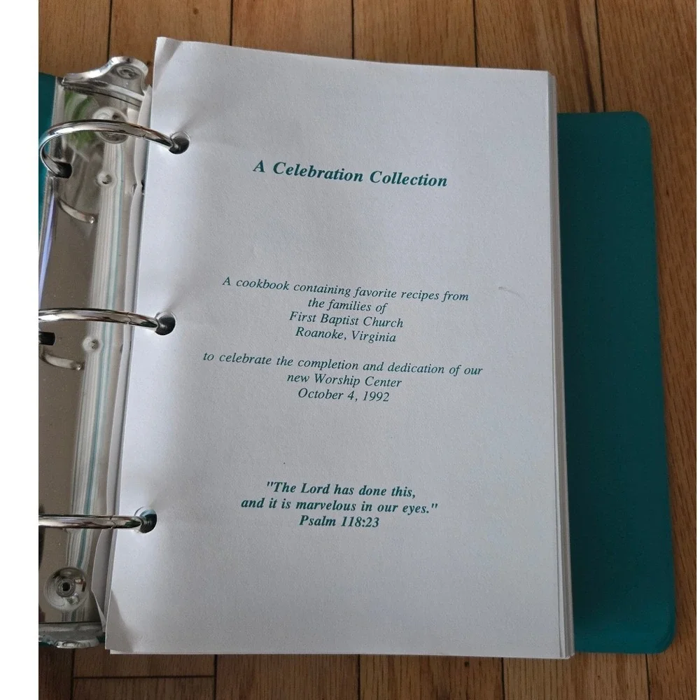 1992 First Baptist Roanoke VA Cookbook  Celebration Collection Community Recipes
